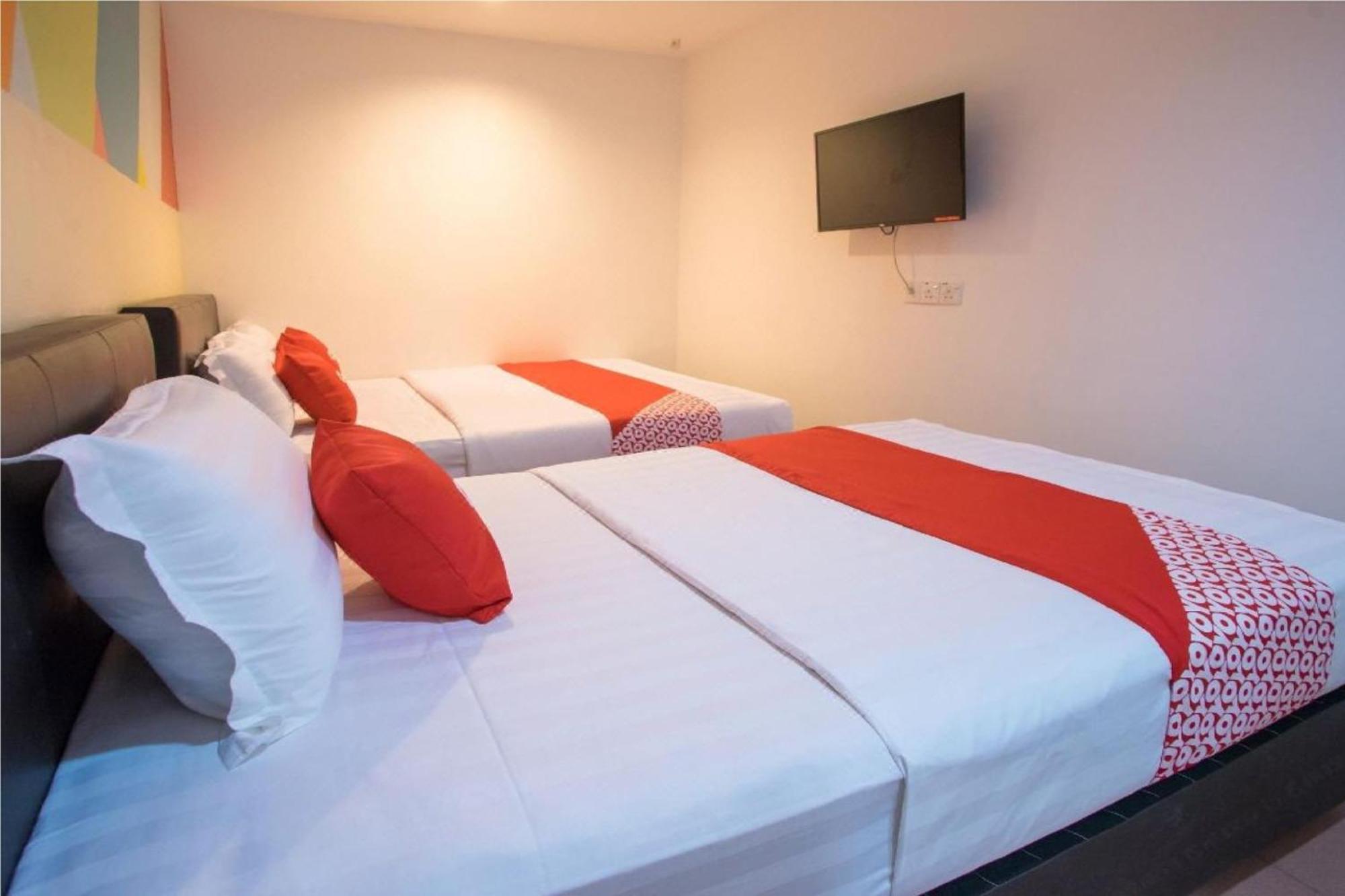 OYO 90281 Hotel Taj seksyen 13 Shah Alam Eksteriør bilde