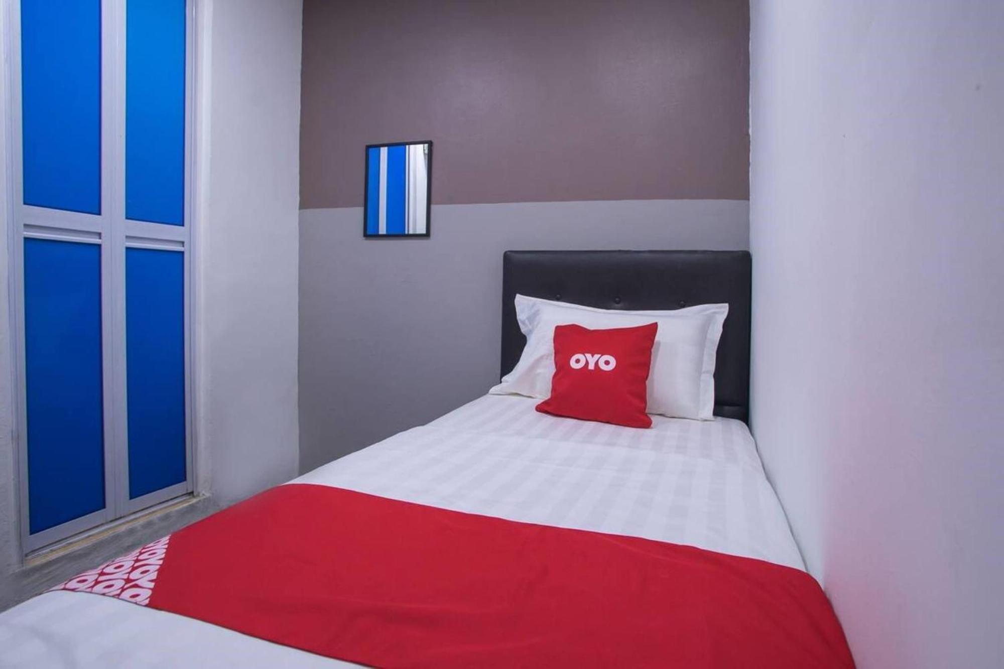 OYO 90281 Hotel Taj seksyen 13 Shah Alam Eksteriør bilde